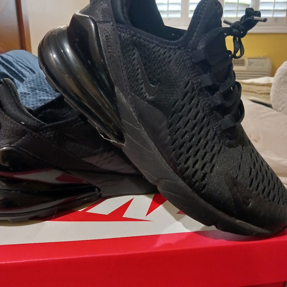 Nike Air 270